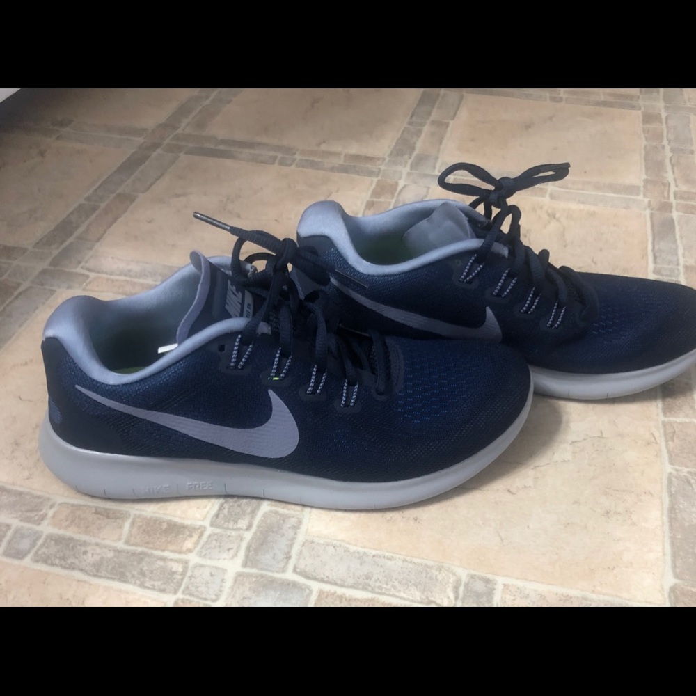 New Nike women Free RN running shoes